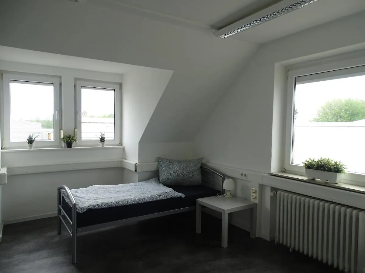 1 Monteurwohnung Messewohnung Bis 8 Personen Langenhagen Berliner Allee I Og Hannover Apartment